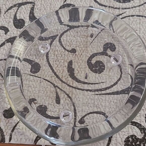 Holiday Traditions Cream Candle - Picture 4 of 5